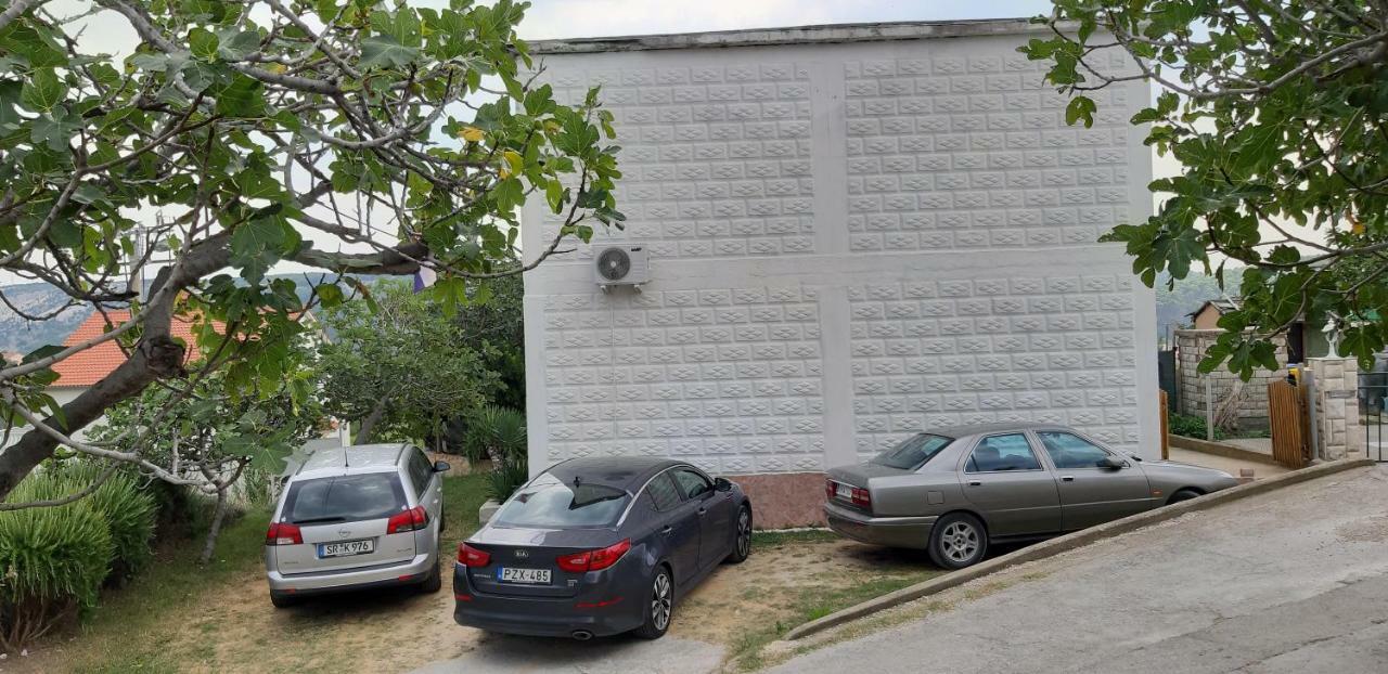 Apartman Pave & Ilija Jr Lopar Luaran gambar